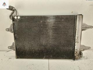 радиатор кондиционера Skoda Fabia 1 поколение (6Y) [рестайлинг] 2005, 1.2 л., бензин, МКПП, чёрный, хетчбэк 5 дв., 6Q0820411J