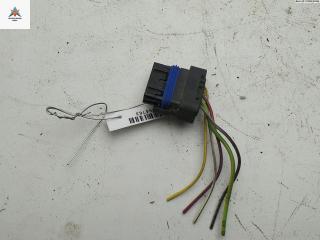 разъем (фишка) проводки Citroen C4 1 поколение 2006, 1.4 л., бензин, МКПП, красный, хетчбэк 3 дв.