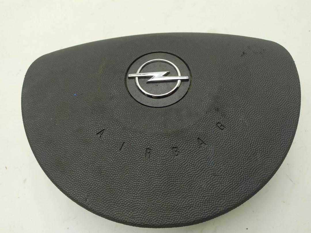 подушка безопасности водителя Opel Meriva A 2007, 1.4 л., бензин, МКПП, серый, минивэн, 13188242