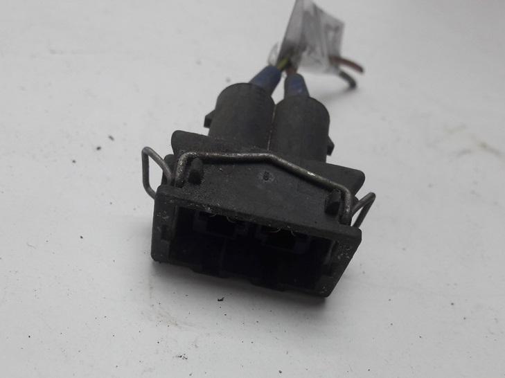разъем (фишка) проводки Volkswagen Passat B5 1998, 2.3 л., бензин, МКПП, чёрный, универсал, 357351772 - фото №1