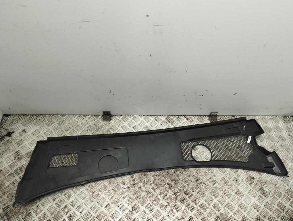 дождевик Audi A6 C6 2007, 2.7 л., дизель, МКПП, чёрный, универсал, 4F1819447