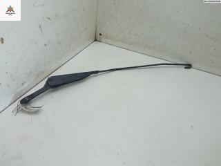 Щеткодержатель (поводок стеклоочистителя) задний Nissan Primera P11 1997, 1.6 л., бензин, МКПП, серый, хетчбэк 5 дв.