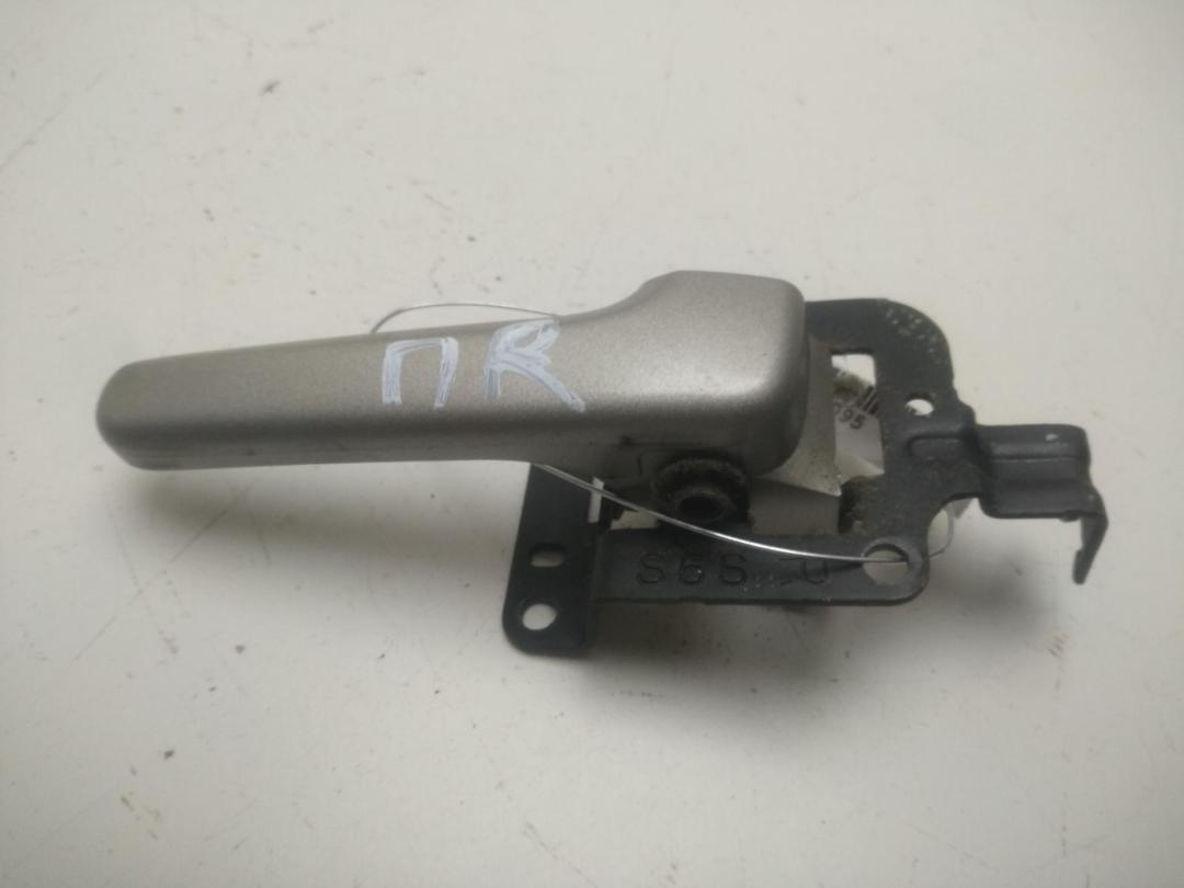 ручка внутренняя передняя правая Honda Civic 2001, 1.6 л., бензин, МКПП, красный, хетчбэк 3 дв.