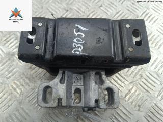 подушка крепления КПП Volkswagen Golf 4 поколение 1998, 1.4 л., бензин, МКПП, белый, хетчбэк 5 дв.
