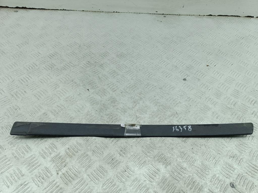 молдинг двери задней правой Ford C-Max 2003, 1.8 л., бензин, МКПП, серый, минивэн, 3M51R25533AD