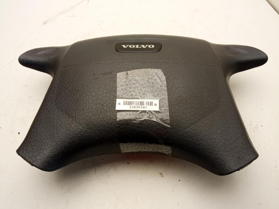подушка безопасности водителя Volvo S40 / V40 1997, 1.6 л., бензин, МКПП, красный, седан, 30817946