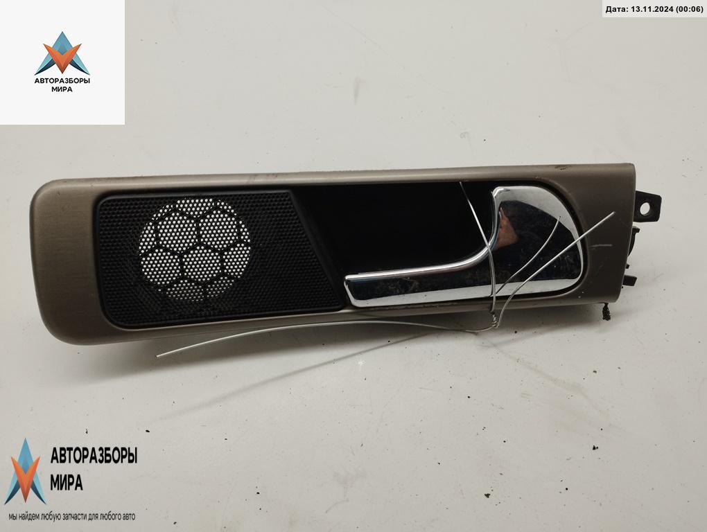 ручка внутренняя задняя правая Audi A6 4B/C5 1998, 2.4 л., бензин, МКПП, чёрный, универсал, 4B0439020 - фото №1