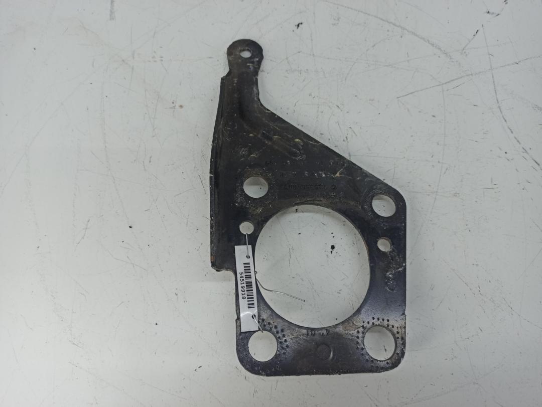 кронштейн (крепление) Audi A4 B6 2002, 2.4 л., бензин, МКПП, синий, кабриолет, 8E0805499