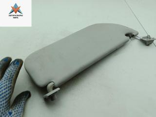 козырек солнцезащитный Toyota Aygo 1 поколение 2006, 1.0 л., бензин, МКПП, красный, хетчбэк 3 дв.