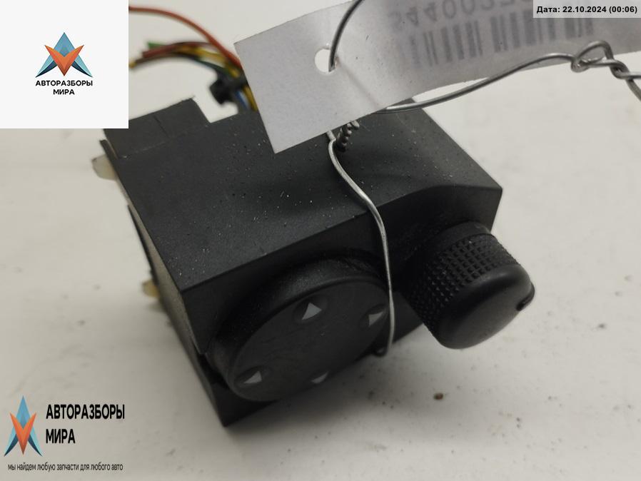 джойстик регулировки зеркал Audi A4 B5 1996, 1.8 л., бензин, АКПП, серый, универсал, 8D0959565 - фото №1