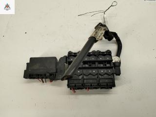 клемма аккумулятора плюс Skoda Fabia 2 поколение (5J) 2007, 1.4 л., дизель, МКПП, красный, хетчбэк 5 дв., 6Q0915345C