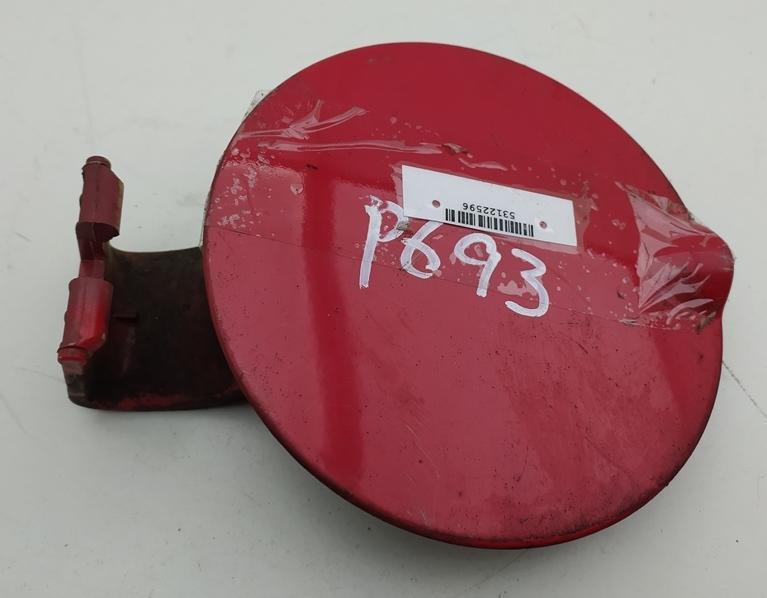 лючок топливного бака Ford Ka 1 поколение 2002, 1.3 л., бензин, МКПП, красный, хетчбэк 3 дв. - фото №1
