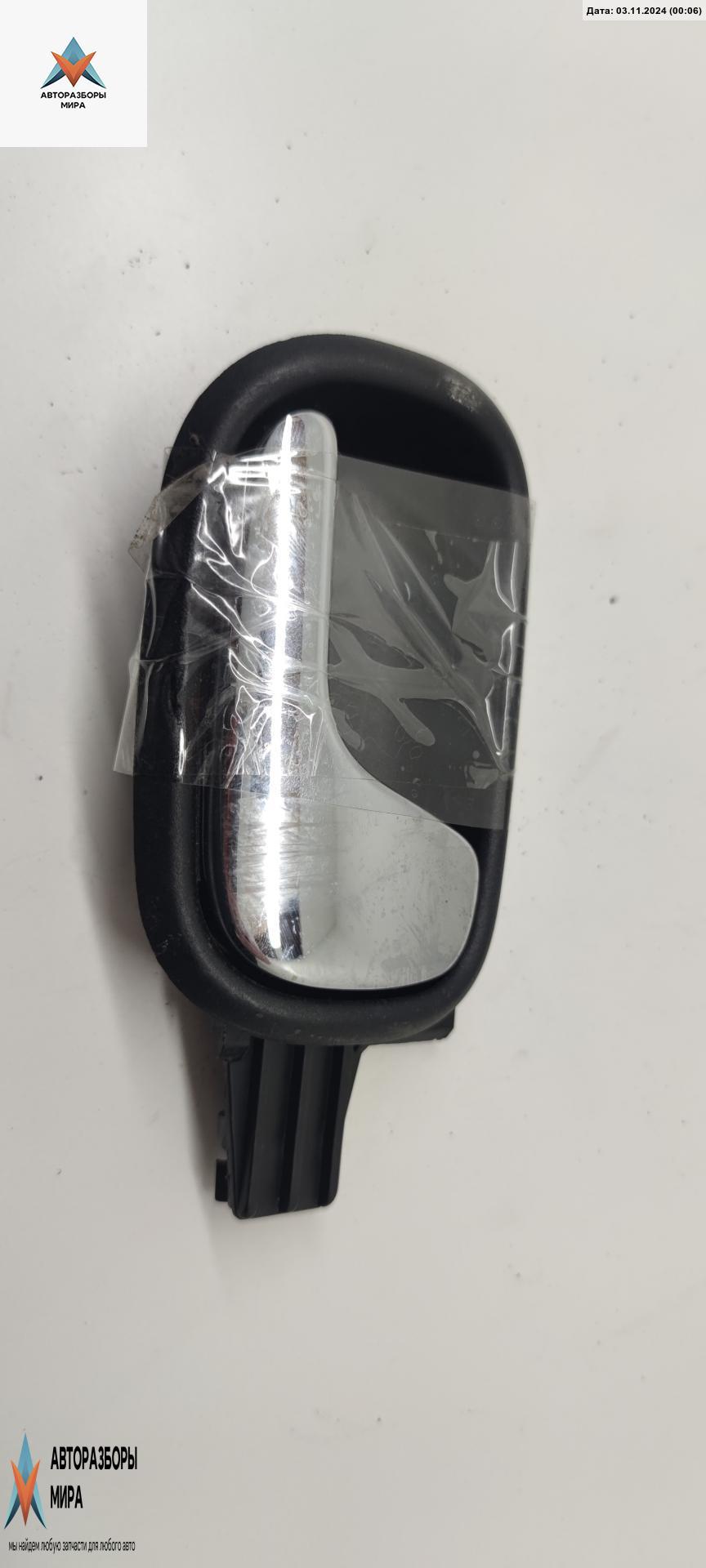 ручка внутренняя задняя правая Audi A4 B5 1997, 1.6 л., бензин, МКПП, серый, седан, 8D0839020 - фото №1