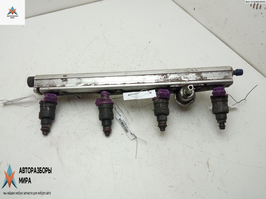 форсунка Volvo S40 1 поколение 1997, 1.6 л., бензин, МКПП, красный, седан, 9125118 - фото №1