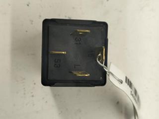 реле (прочие) Volkswagen Passat B3 1989, 1.8 л., бензин, МКПП, красный, универсал, 191955529