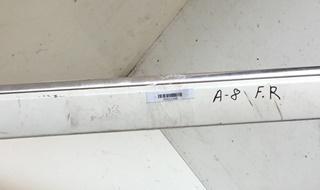 молдинг двери передней правой Audi A8 D2/4D 1995, 4.2 л., бензин, АКПП, белый, седан