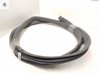 уплотнитель двери Mercedes-Benz E-Класс W124 [2-й рестайлинг] 1995, 2.0 л., бензин, МКПП, серый, универсал