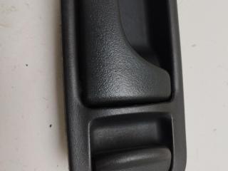 ручка внутренняя передняя правая Nissan Primera P10 1993, 2.0 л., бензин, МКПП, серый, седан