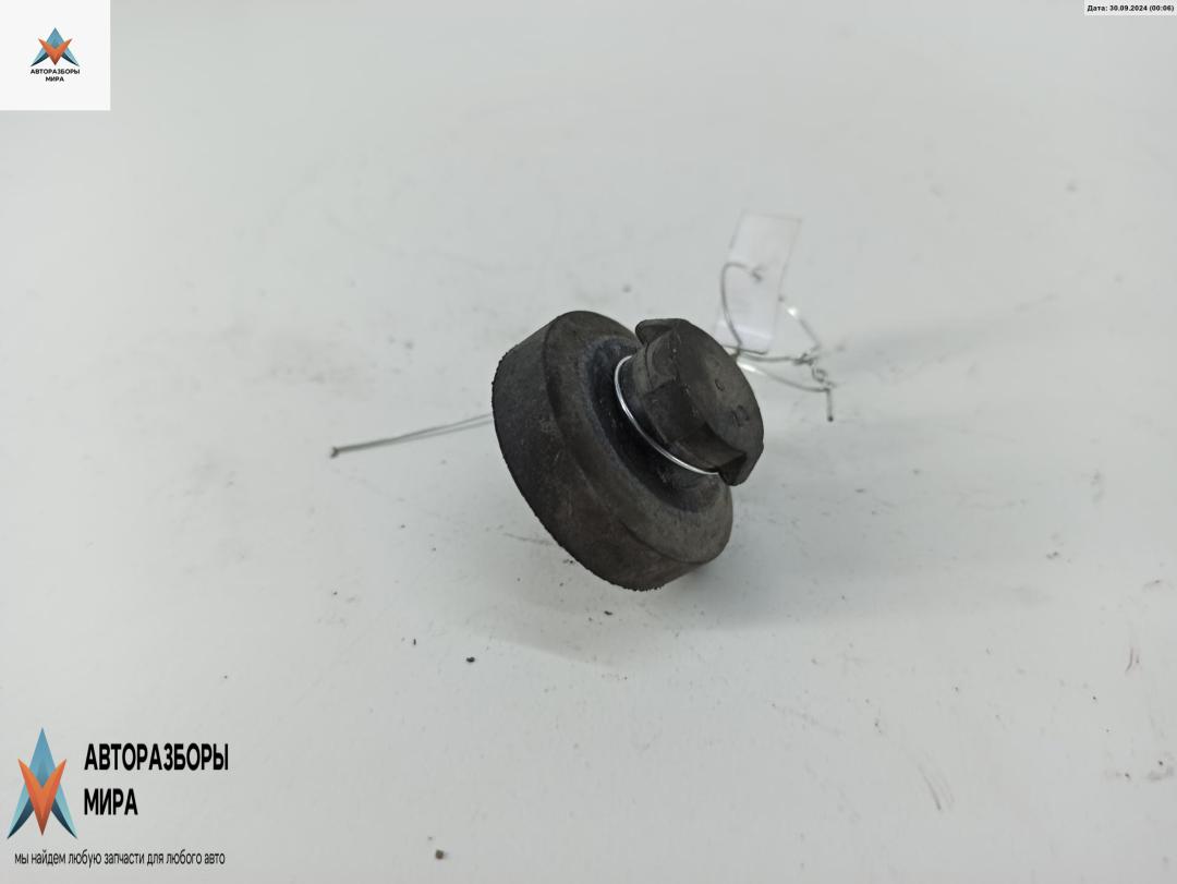 кронштейн радиатора Audi A6 4B/C5 2000, 2.5 л., дизель, МКПП, серый, седан, 8D0121275 - фото №1