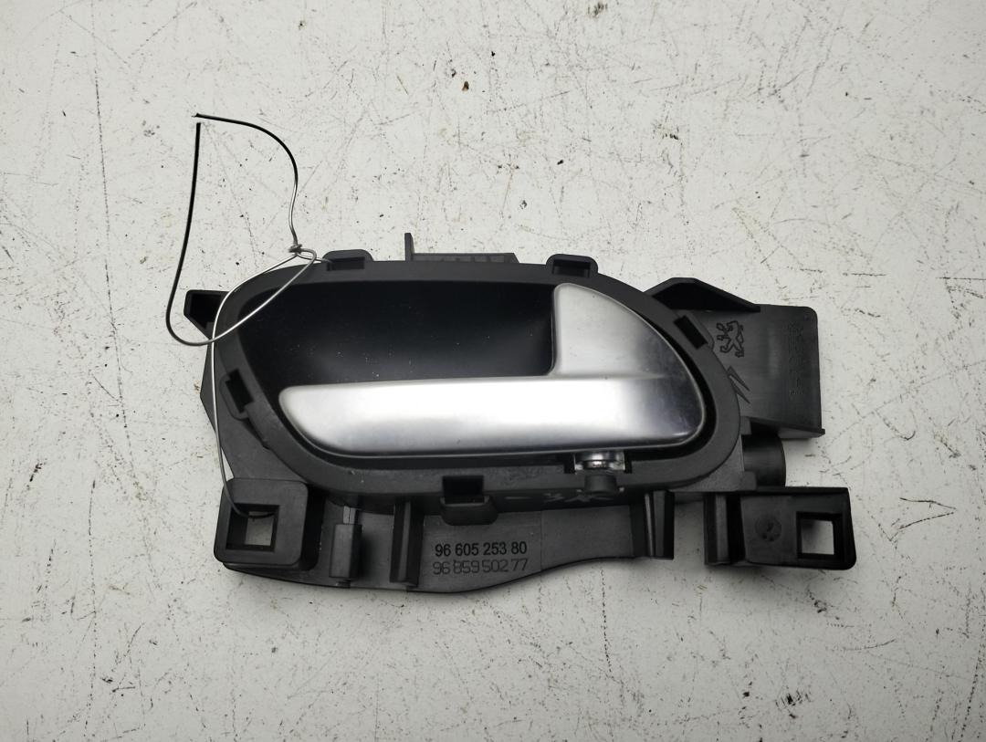 ручка внутренняя задняя правая Peugeot 508 2011, 1.6 л., дизель, АКПП, серый, седан, 9660525380