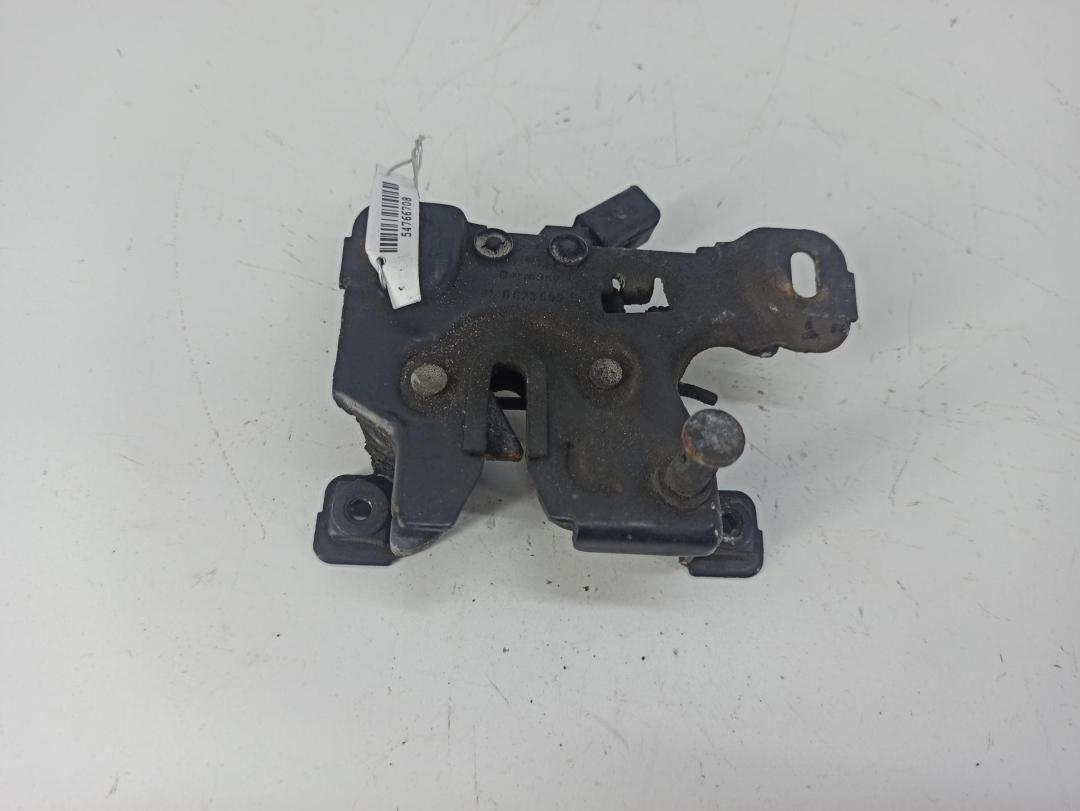замок капота Audi A6 C5 2002, 3.0 л., бензин, АКПП, серый, седан, 8L0823509E