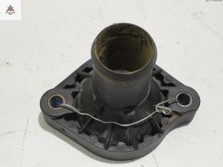 корпус термостата Peugeot 107 1 поколение 2005, 1.0 л., бензин, МКПП, чёрный, хетчбэк 3 дв.