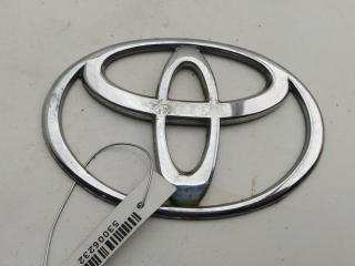 эмблема Toyota Corolla 2001, 1.4 л., бензин, МКПП, серый, хетчбэк 5 дв.
