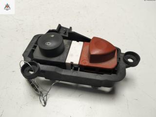 кнопка аварийной сигнализации Renault Scenic 2 поколение [рестайлинг] 2006, 1.4 л., бензин, МКПП, бежевый, минивэн, 8200095493