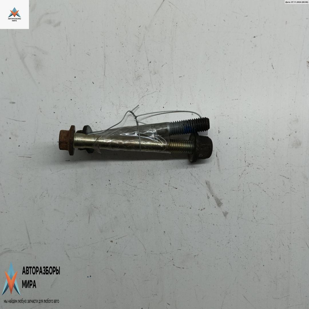 Болт крепления Ford Mondeo 3 поколение 2002, 2.0 л., бензин, МКПП, синий, хетчбэк 5 дв. - фото №1