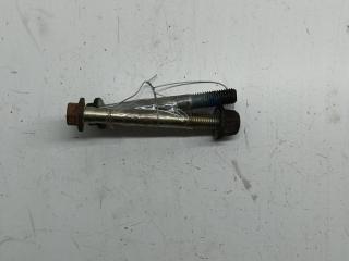 Болт крепления Ford Mondeo 3 поколение 2002, 2.0 л., бензин, МКПП, синий, хетчбэк 5 дв.