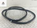 Уплотнитель крышки (двери) багажника Mercedes-Benz A-Класс W169 2006, 2.0 л., дизель, МКПП, чёрный, хетчбэк 5 дв. - фото №2
