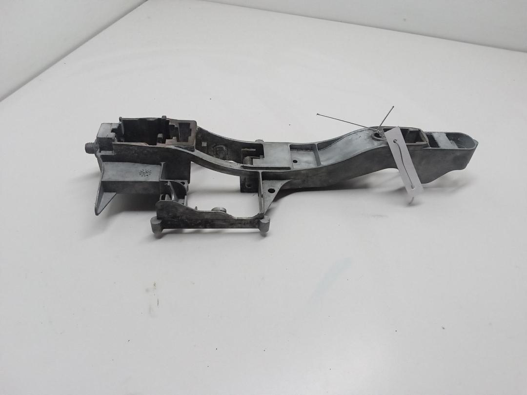 Корпус (держатель) ручки двери задней левой Citroen C5 X7 ) 2009, 2.0 л., дизель, АКПП, синий, универсал, 9653401680