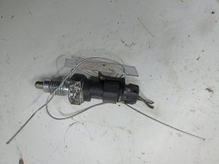 Датчик включения заднего хода (лягушка) Opel Corsa C 2000, 1.0 л., бензин, МКПП, зелёный, хетчбэк 3 дв.