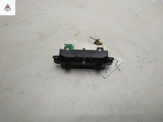 часы Ford Focus 1 поколение [рестайлинг] 2001, 1.8 л., бензин, МКПП, чёрный, универсал