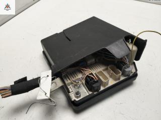 блок предохранителей Renault Scenic 2 поколение [рестайлинг] 2006, 1.4 л., бензин, МКПП, бежевый, минивэн, 8200481866