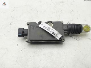 активатор замка багажника Citroen C5 1 поколение [рестайлинг] 2007, 2.0 л., дизель, МКПП, красный, универсал, 151207