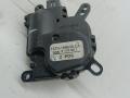 моторчик заслонки печки Ford Focus 2 поколение 2006, 1.6 л., дизель, МКПП, белый, универсал, 1S7H19B634CA - фото №2