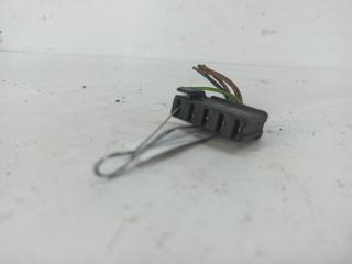 разъем (фишка) проводки Audi A4 B5 1996, 1.8 л., Ti, бензин, МКПП, красный, универсал, 811971835