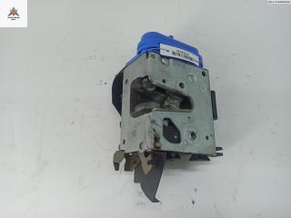 замок двери задней правой Audi A4 B5 1997, 1.6 л., бензин, МКПП, серый, седан, 8D0839016A