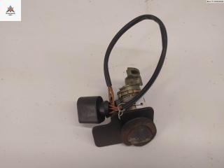 Личинка замка багажника Volkswagen Passat B5 [рестайлинг] 2001, 2.0 л., бензин, МКПП, чёрный, универсал, 107827573JE