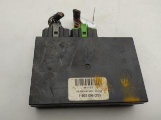 блок комфорта Volkswagen Bora 1999, 1.6 л., бензин, МКПП, красный, седан, 1C0962258J