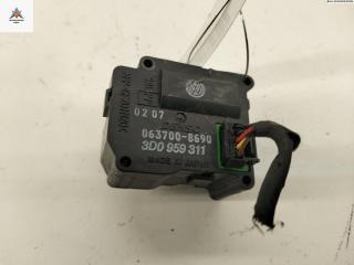 моторчик заслонки печки Volkswagen Phaeton 1 поколение 2007, 3.0 л., дизель, АКПП, серый, седан, 3D0959311