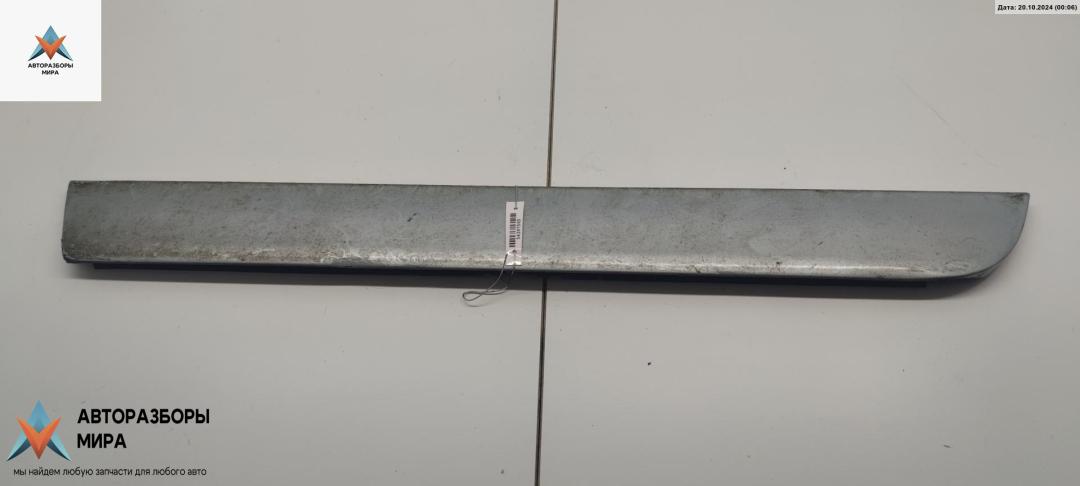 молдинг двери задней левой Audi A4 B6 2003, 3.0 л., бензин, МКПП, синий, универсал, 8E0853969 - фото №1