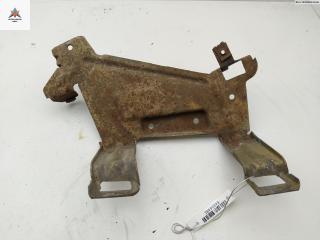 кронштейн (крепление) Mercedes-Benz CLK-Класс W208/A208 [рестайлинг] 2000, 2.0 л., бензин, МКПП, чёрный, купе, 2088850214