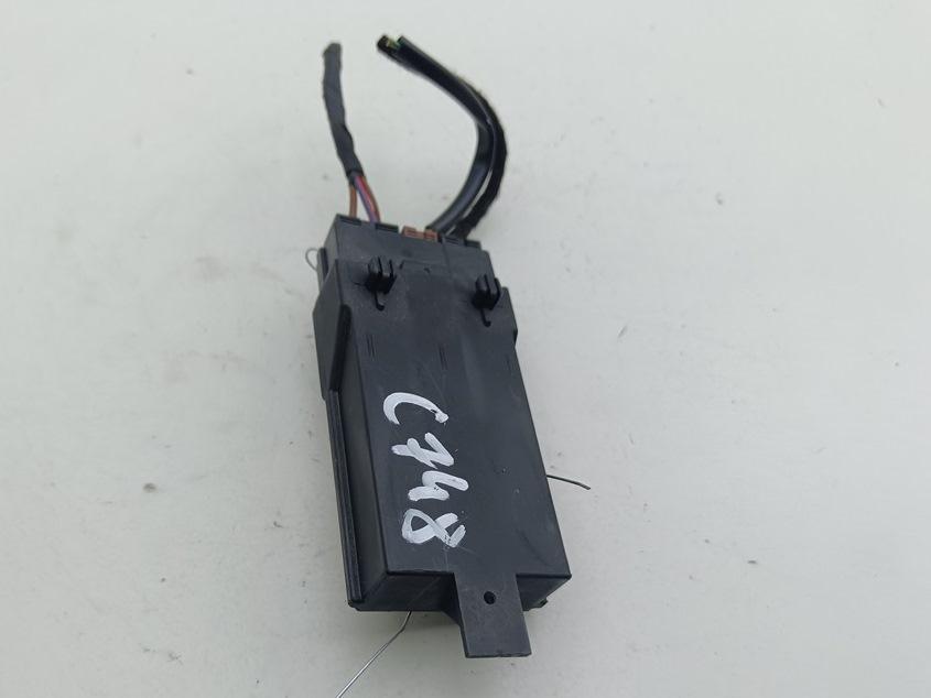 блок управления сиденьем BMW 3 F30/F31 2013, 2.0 л., дизель, АКПП, чёрный, седан, 61359216468