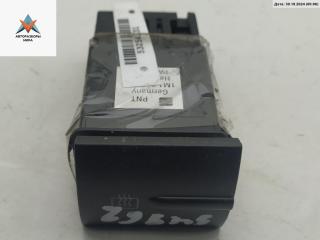 кнопка обогрева заднего стекла SEAT Leon 1 поколение 2001, 1.6 л., бензин, МКПП, синий, хетчбэк 5 дв., 1M1959621