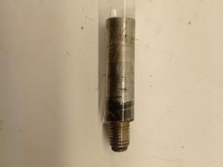 Болт крепления Volkswagen Golf 4 поколение 2000, 1.9 л., дизель, МКПП, чёрный, универсал, 251615219