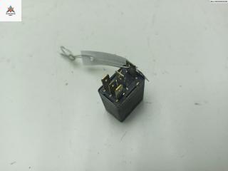 реле (прочие) Renault Megane 1 поколение [рестайлинг] 2002, 1.6 л., бензин, МКПП, зелёный, универсал, 7700414484