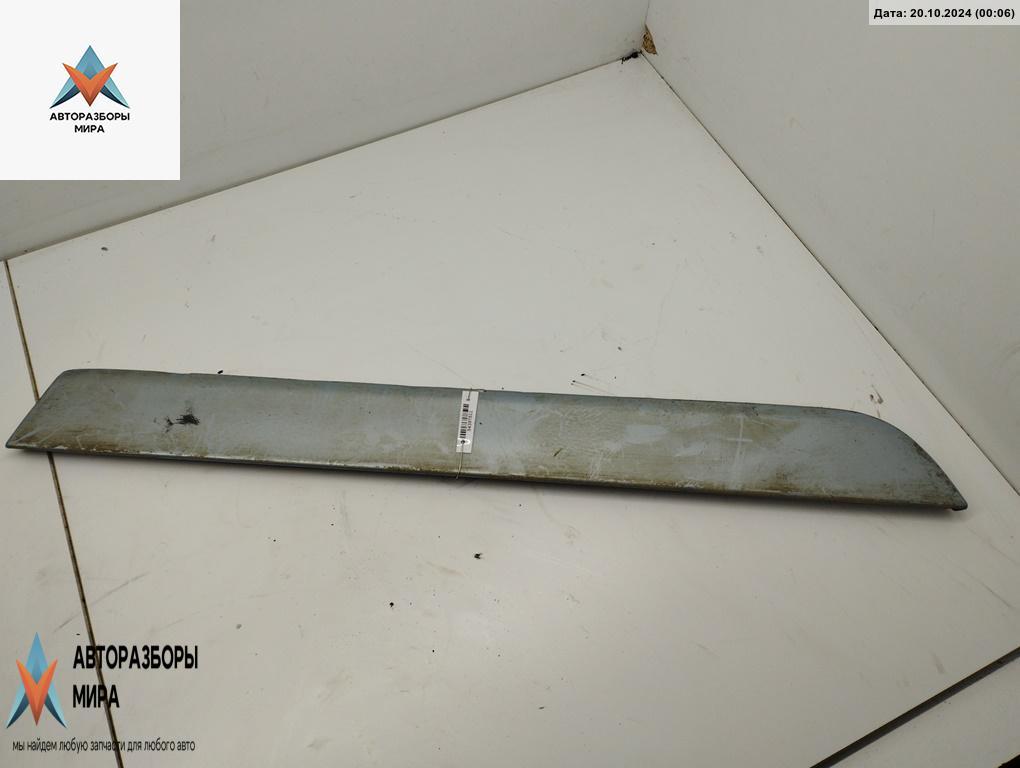 молдинг двери задней правой Audi A4 B6 2003, 3.0 л., бензин, МКПП, синий, универсал, 8E0853970 - фото №1