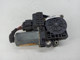 моторчик стеклоподъемника передний правый Audi A6 4B/C5 [рестайлинг] 2002, 3.0 л., бензин, АКПП, серый, седан, 4B0959802E